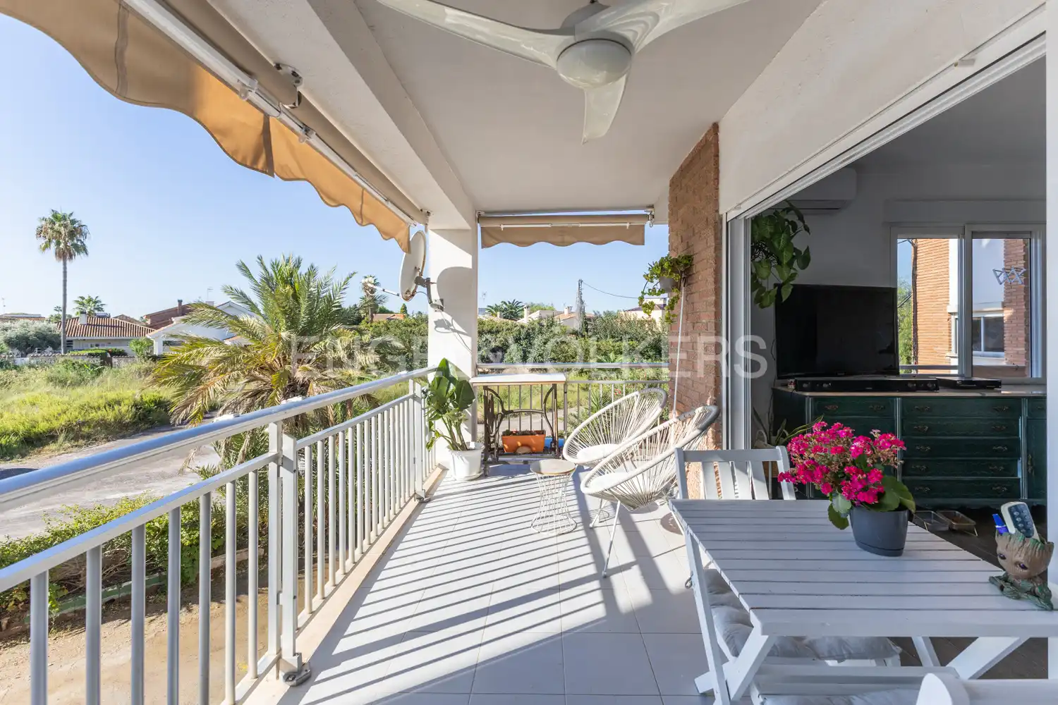 Vista exterior de Apartament en venda en Sagunto / Sagunt amb Aire condicionat, Calefacció i Terrassa