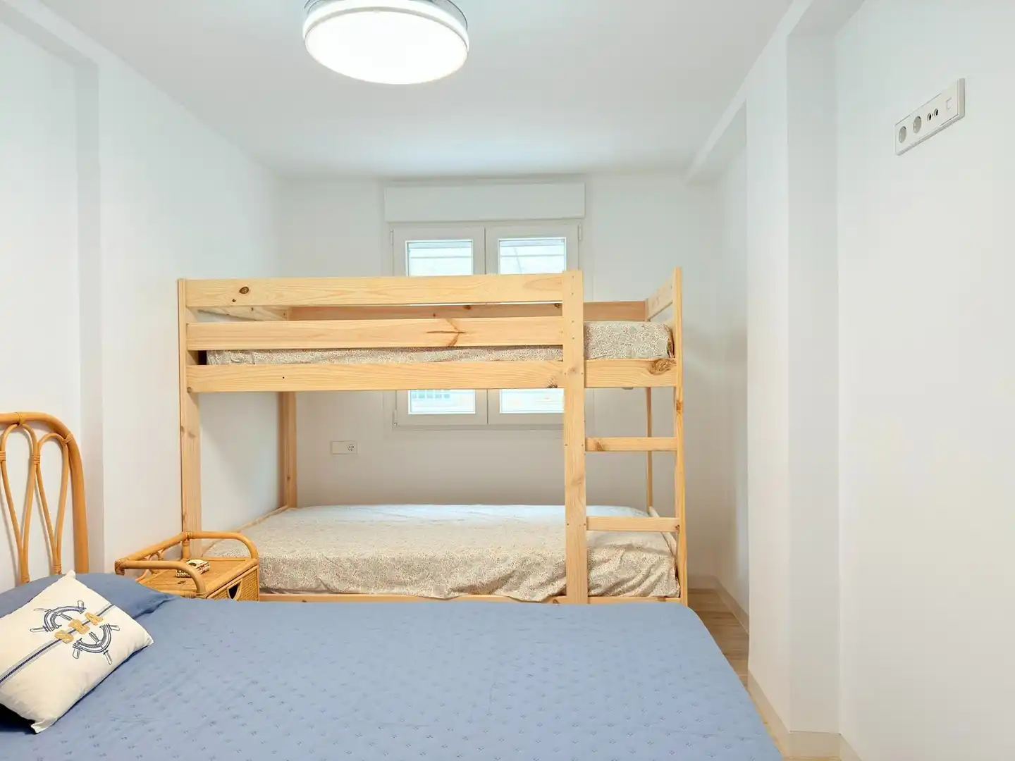 Schlafzimmer von Wohnungen zum Verkauf in La Manga del Mar Menor mit Klimaanlage, Heizung und Terrasse