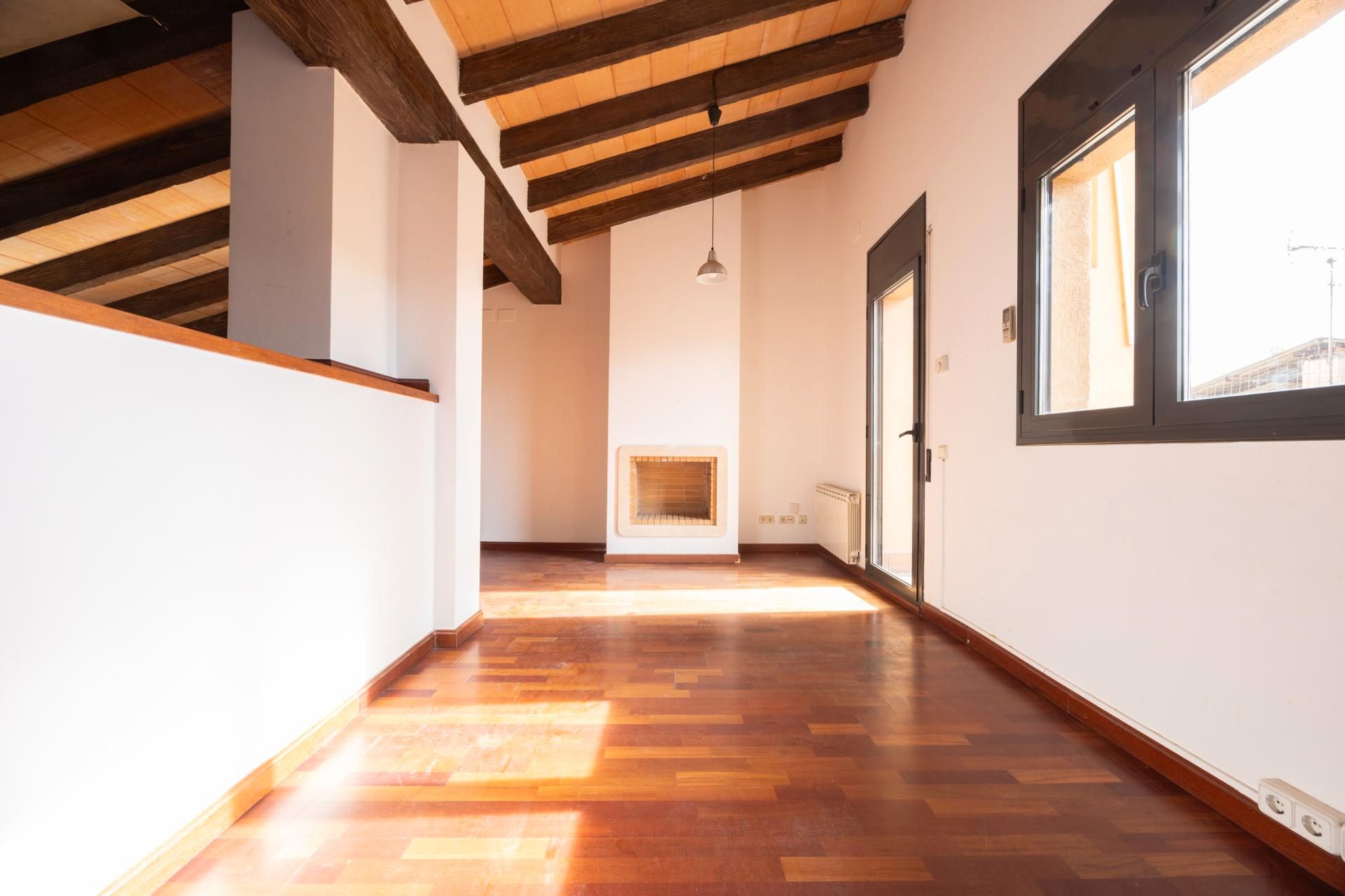 Dúplex en venta en Vic con Calefacción, Parquet y Balcón