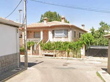 Villa zum Verkauf in Navahermosa