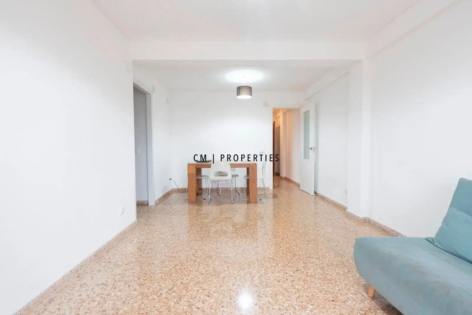 Flat for rent in carretera Malilla, Malilla