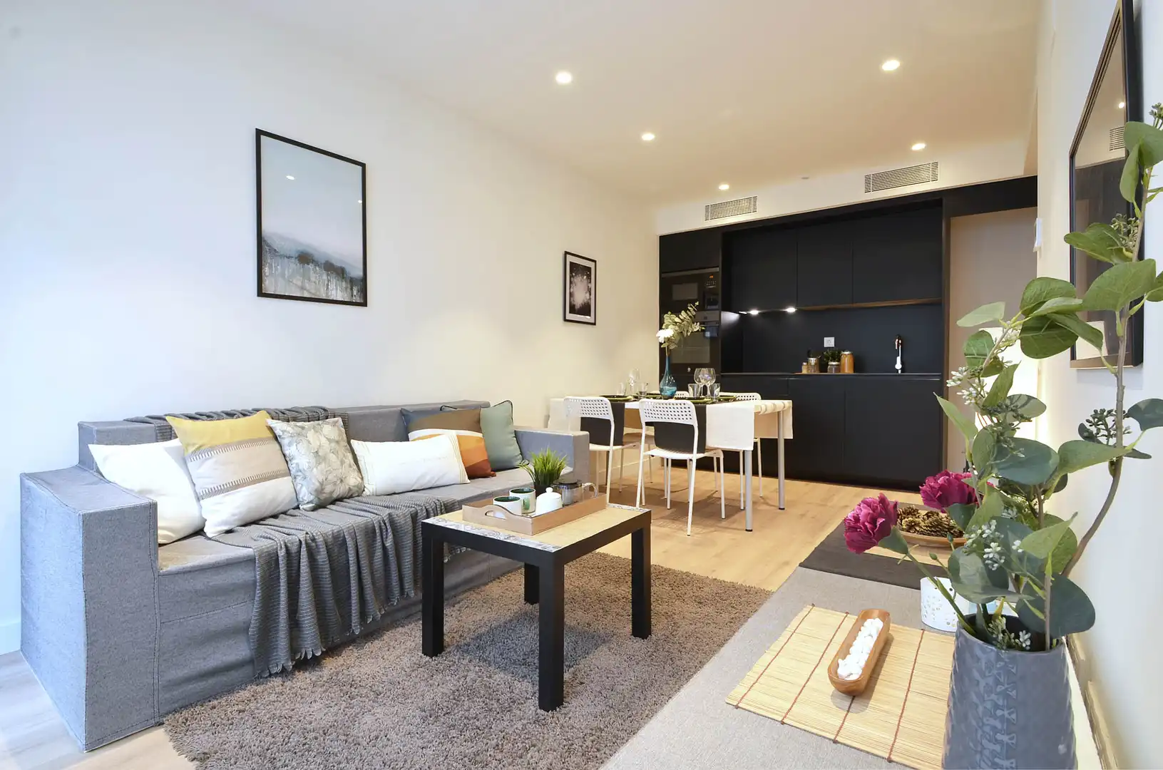 Living room of Apartments for sale in Barcelona  with Air Conditioner, Heating and Private garden