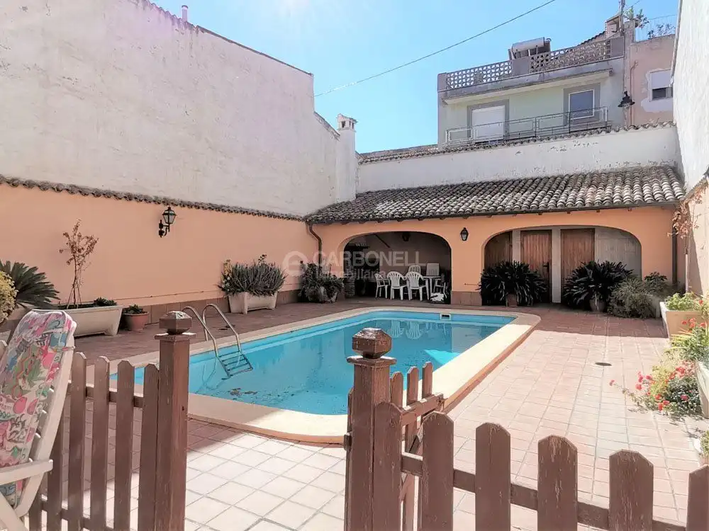 Exterior view of Houses for sale in Alcoy / Alcoi  with Air Conditioner, Heating and Terrace