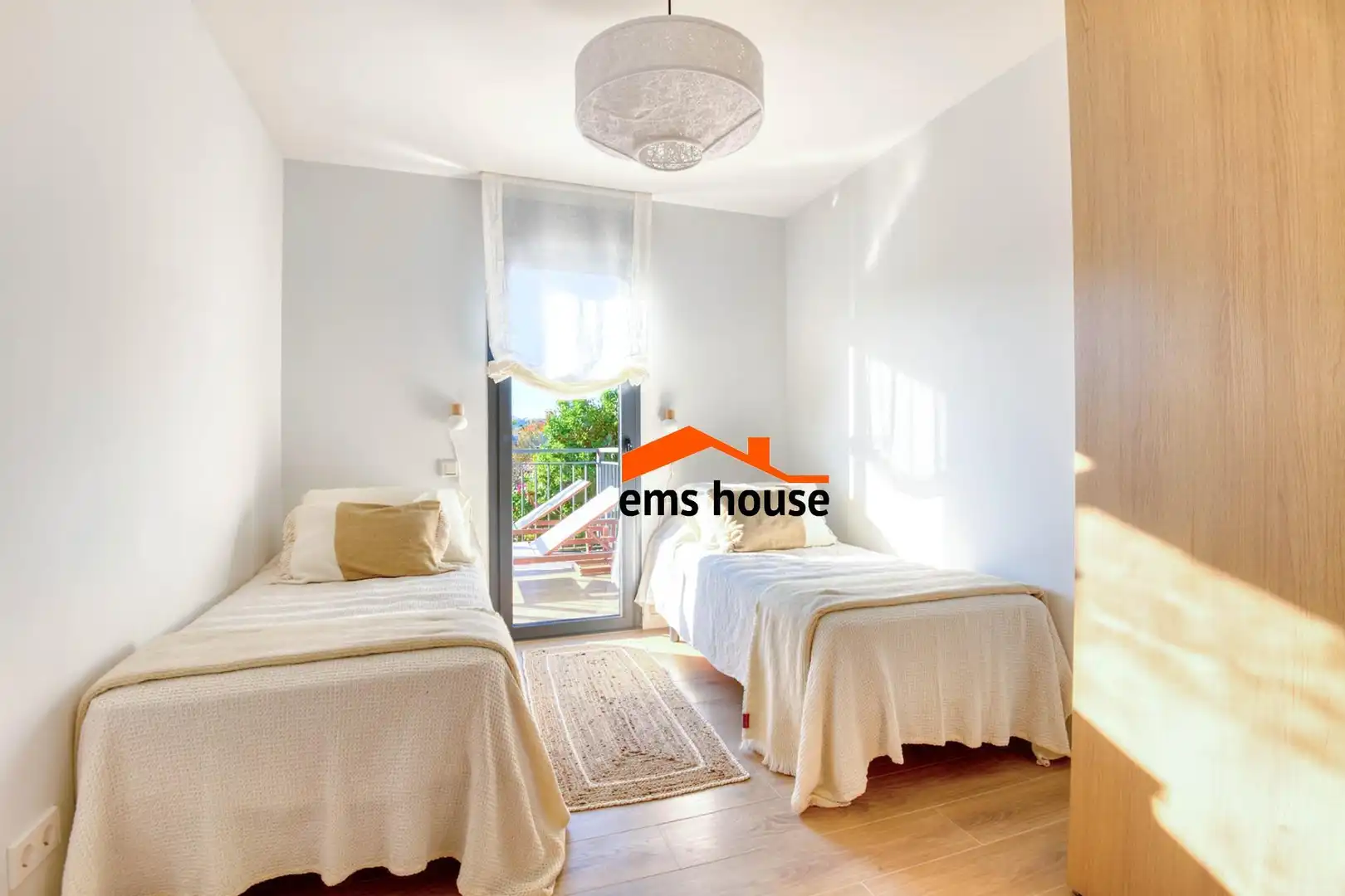 Habitación de Ático en venta en Calonge i Sant Antoni con Terraza, Trastero y Amueblado