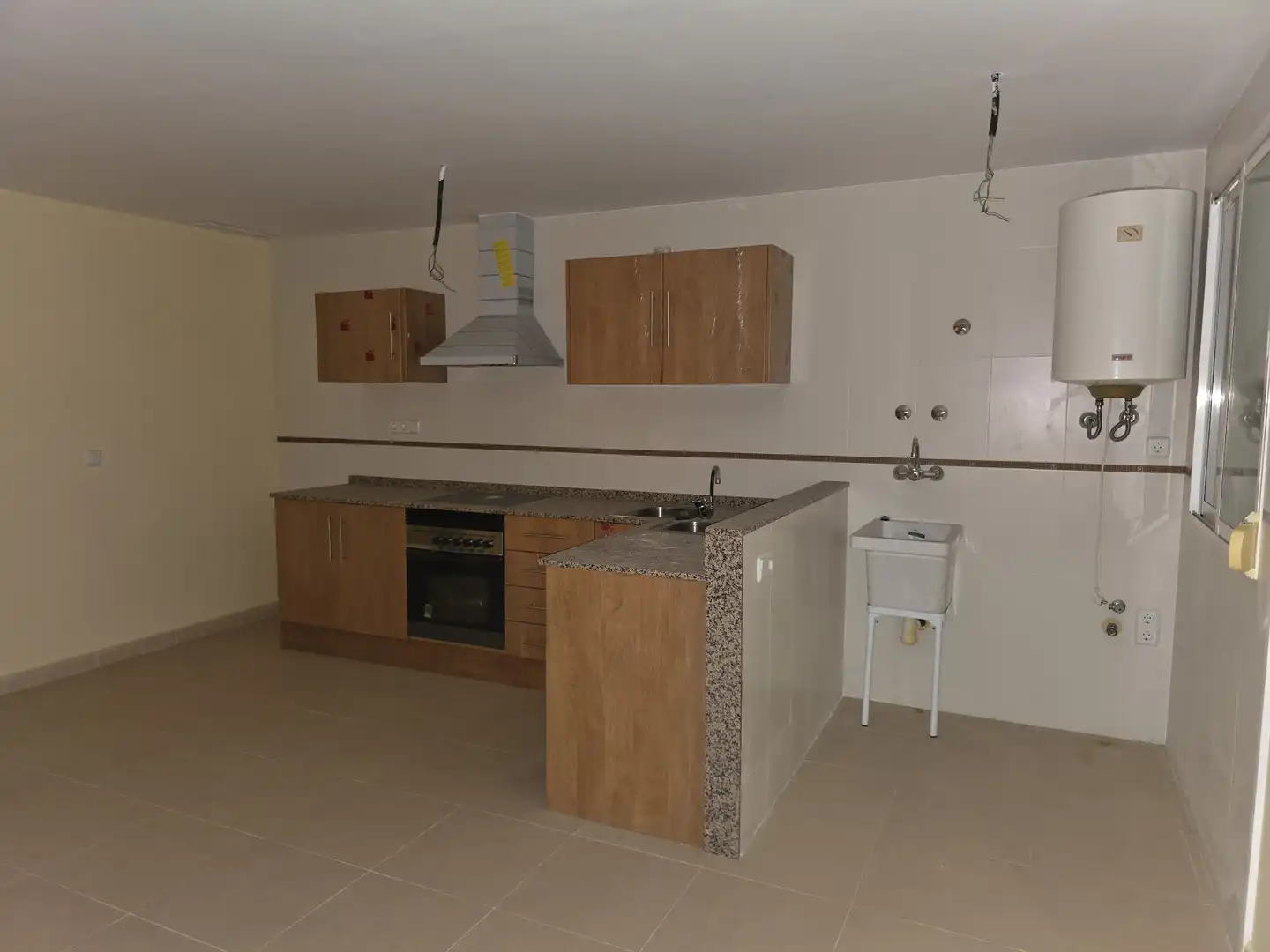 Kitchen of Flat for sale in Llombai