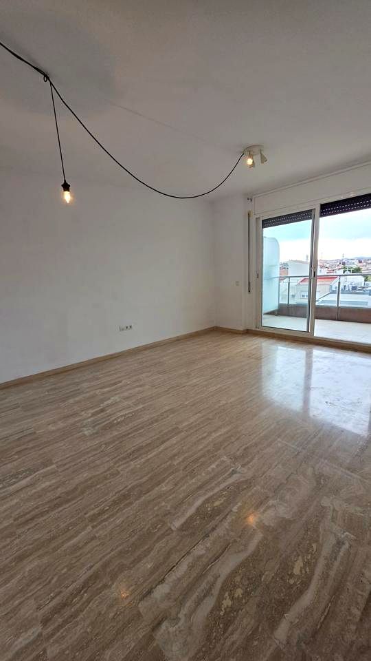 Living room of Flat to rent in Terrassa  with Heating and Balcony