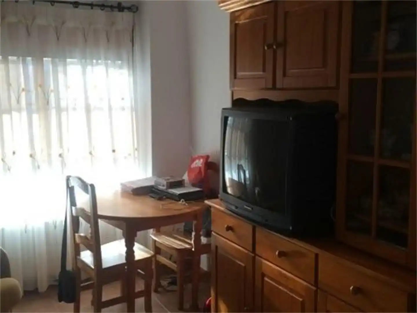 Sala d'estar de Casa adosada en venda en Perales del Alfambra, Teruel