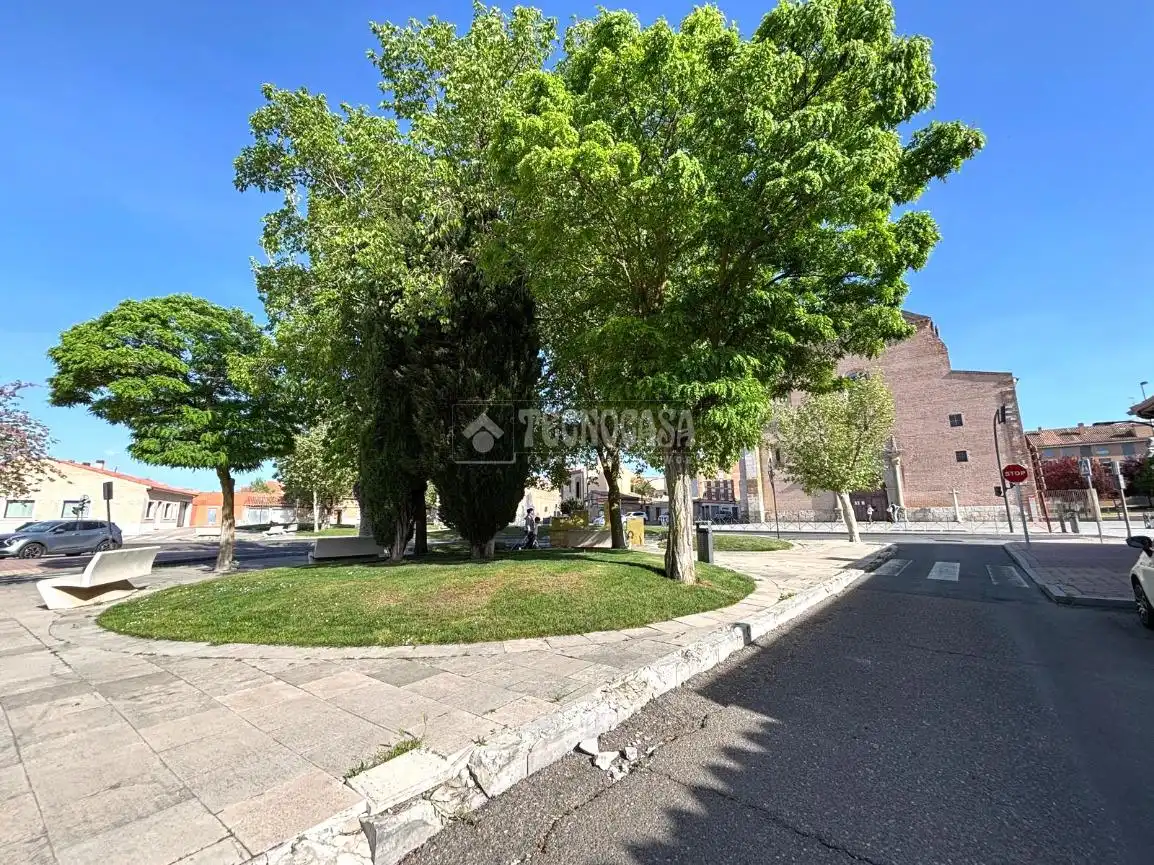 Vista exterior de Casa o xalet en venda en Medina del Campo