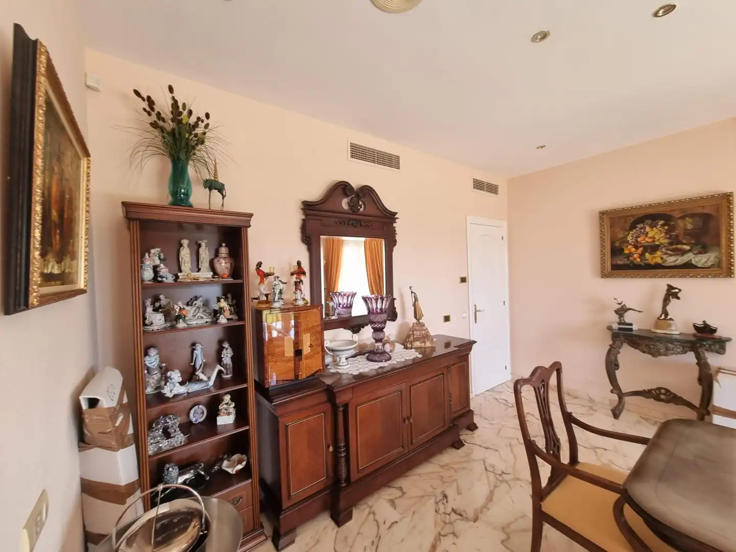 Houses for sale in Les Tres Cales