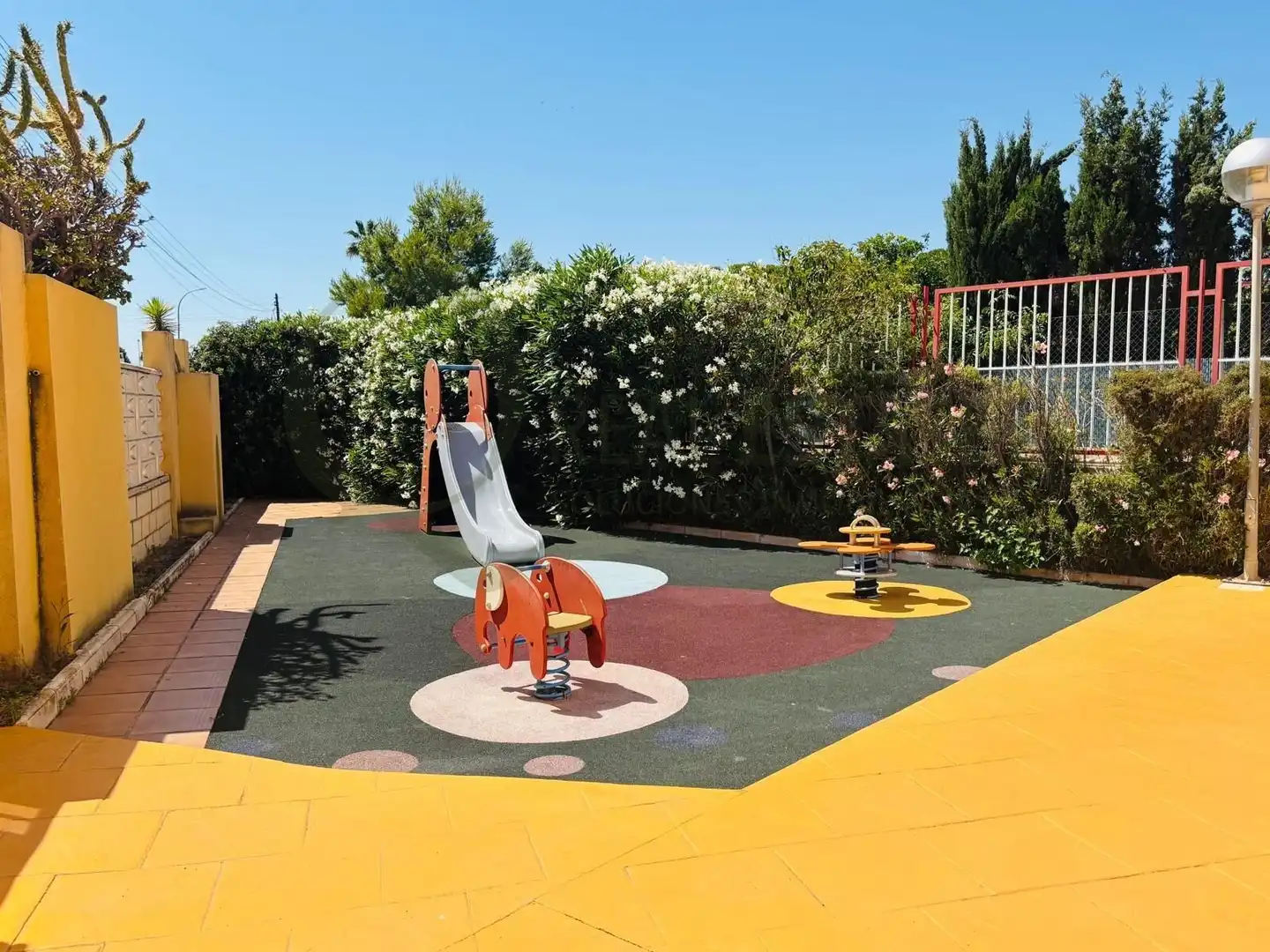 Terrassa de Àtic en venda en El Campello amb Aire condicionat, Calefacció i Jardí privat