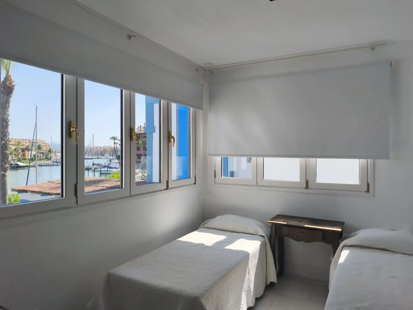 Habitación de Casa adosada de alquiler en Sotogrande con Aire acondicionado, Calefacción y Terraza