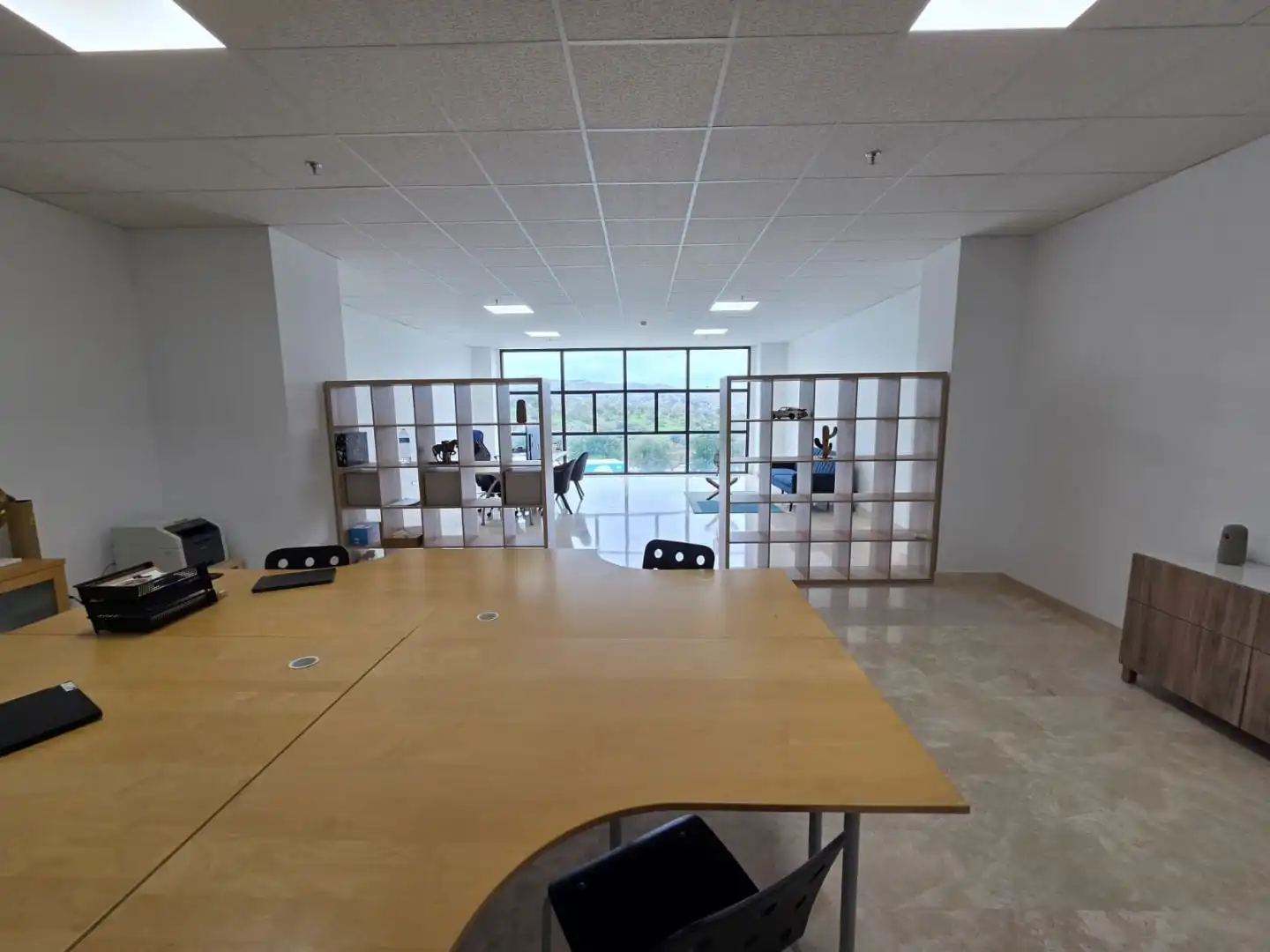 Office for rent in Monda  with Internet