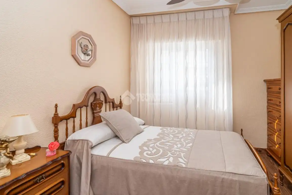 Habitación de Piso en venta en Linares con Aire acondicionado, Terraza y Balcón