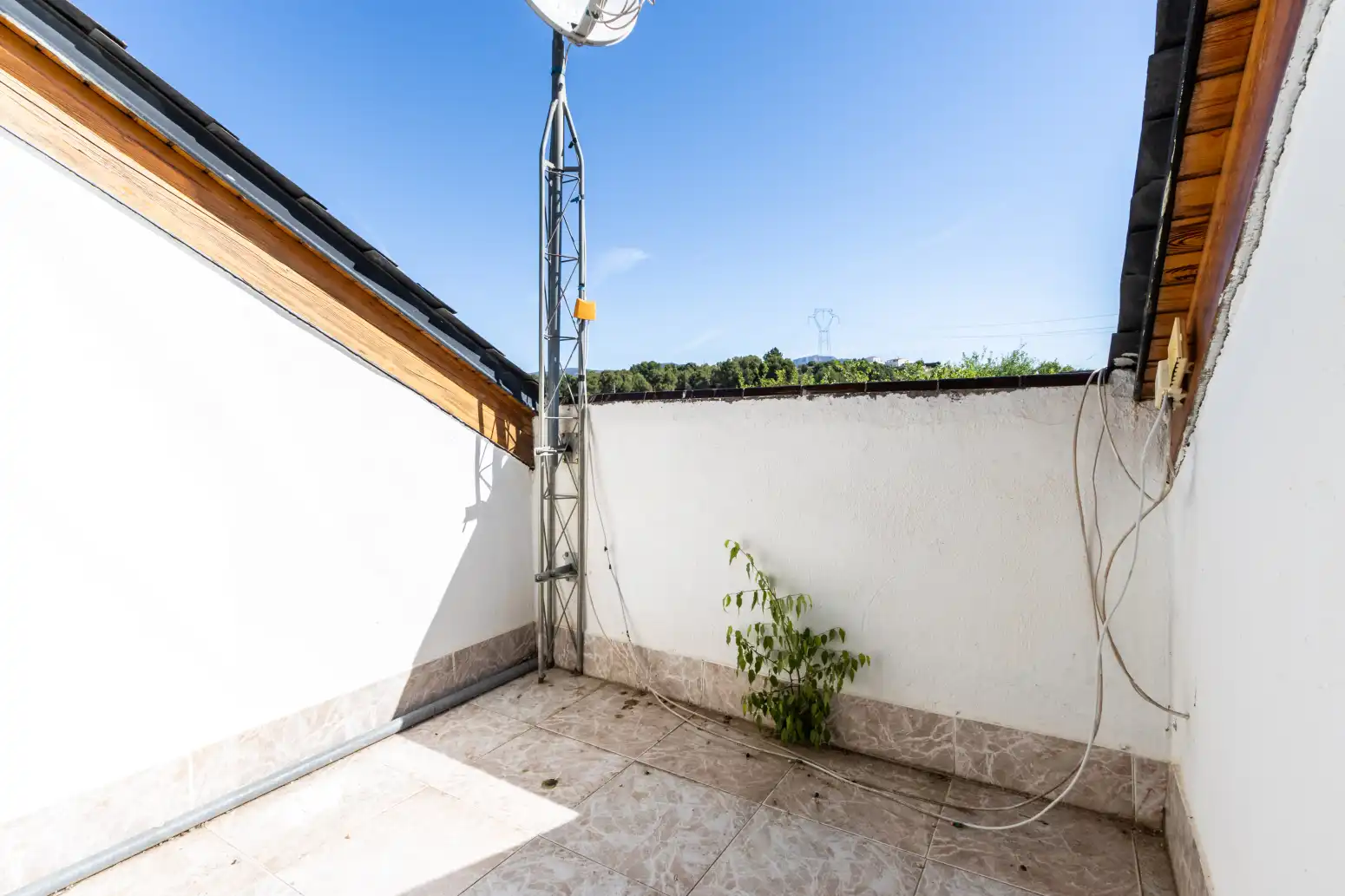 Terrassa de Casa o xalet en venda en Viladecavalls amb Aire condicionat, Calefacció i Jardí privat