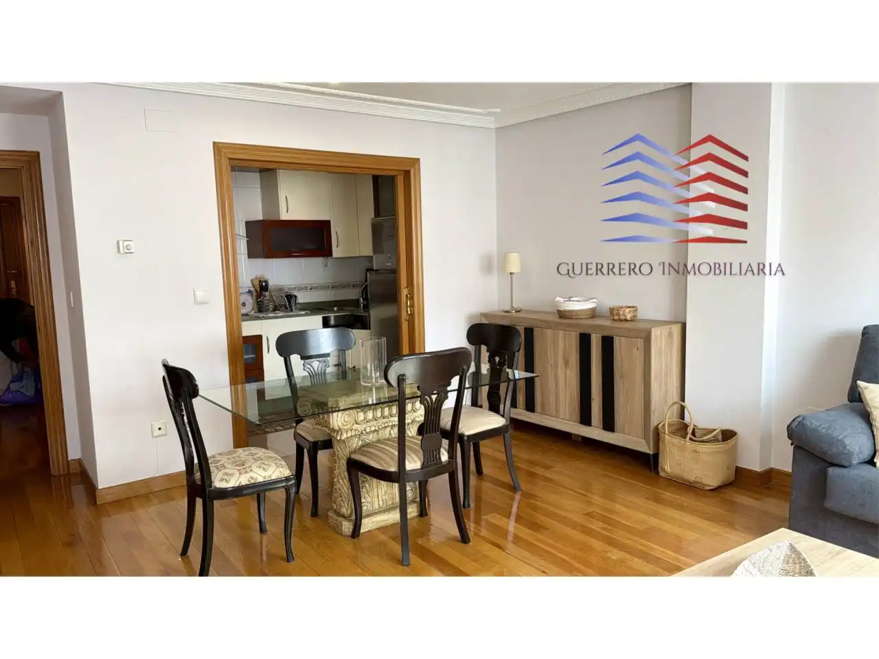 Dining room of Apartments for rent in Ourense Capital   with Heating, Parquet flooring and Storage room