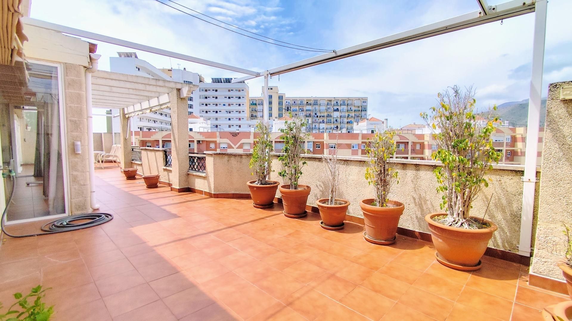 Terrassa de Àtic en venda en Torremolinos amb Aire condicionat, Calefacció i Jardí privat
