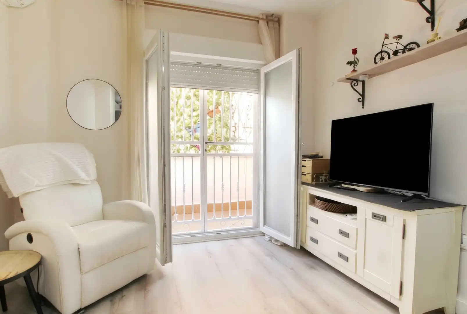 Balcony of Apartments for sale in Azuqueca de Henares  with Air Conditioner, Terrace and Alarm
