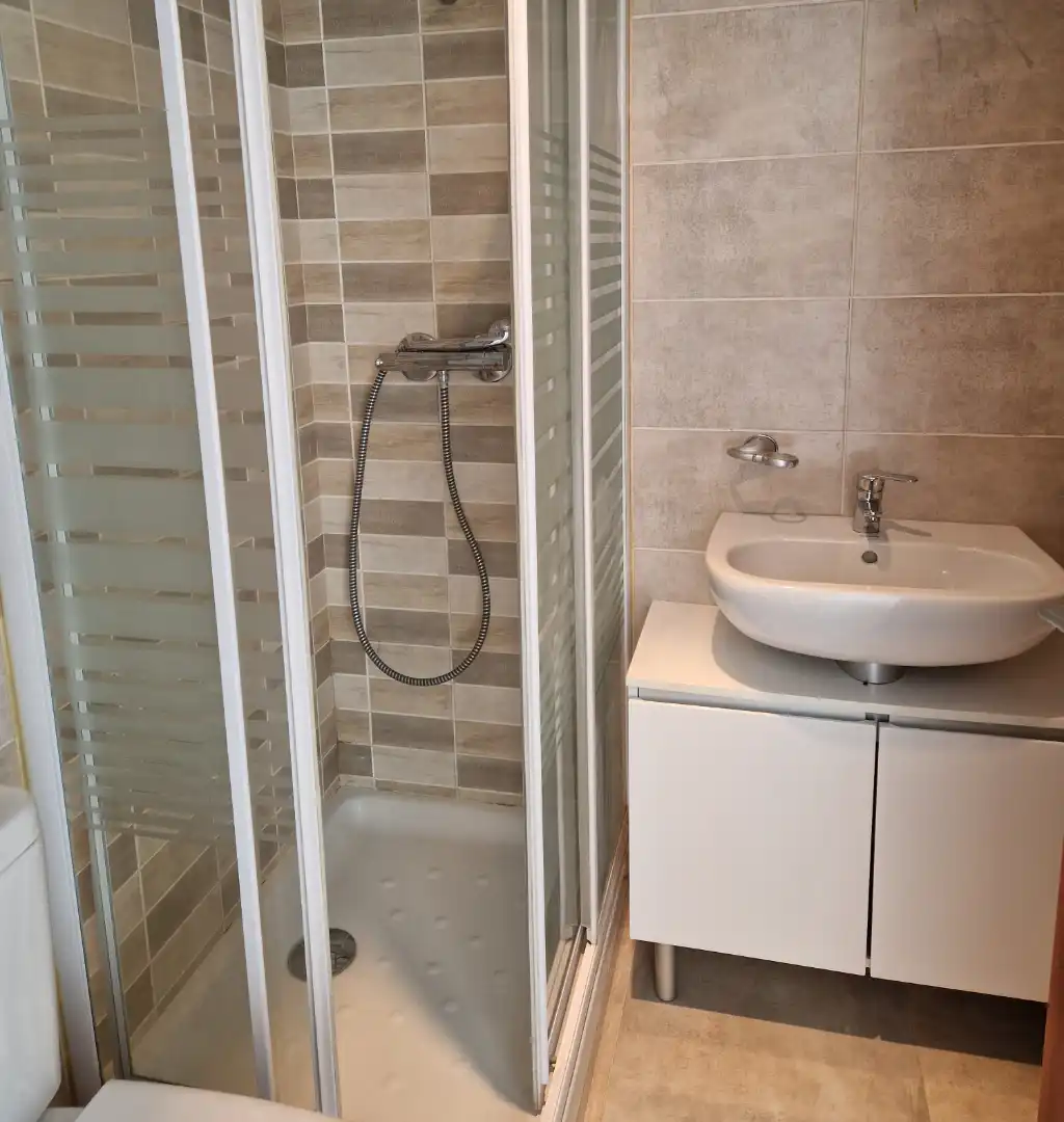 Bathroom of Flat for sale in Olot  with Heating, Storage room and Oven