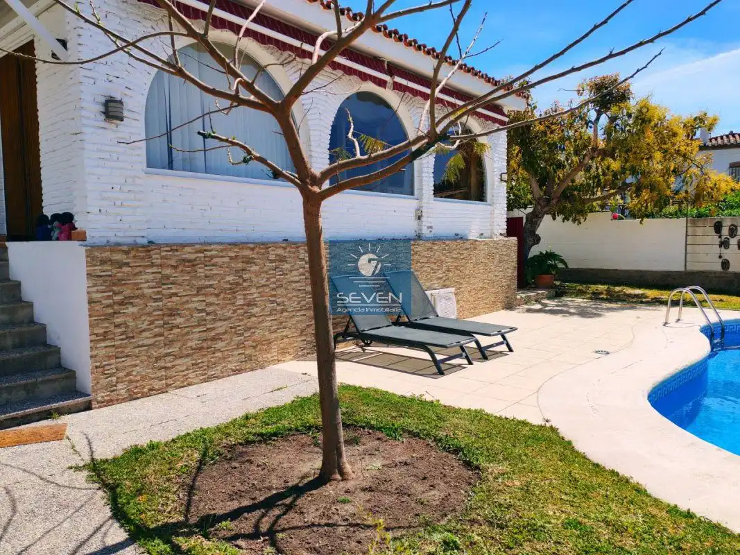 Villa con piscina in vendita a Los Almendros, imagen 35