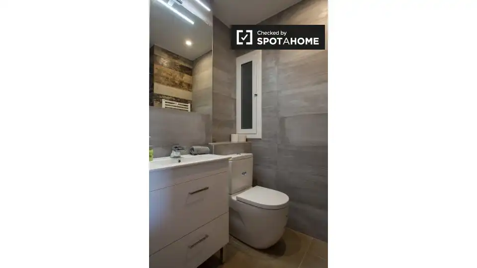 Room in El Centre