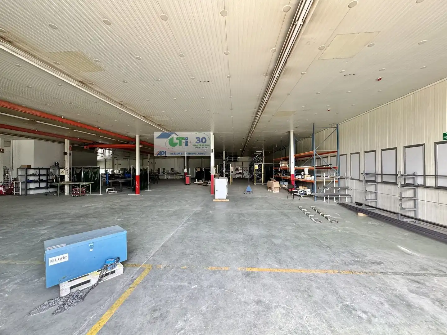 Nau industrial en venda en Zaragoza