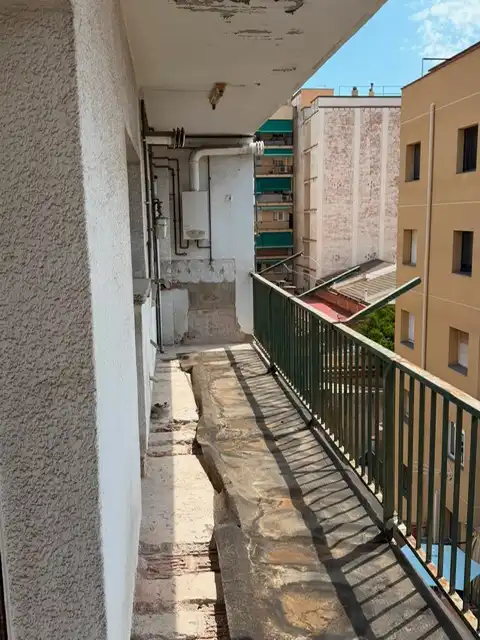 Terrassa de Pis en venda en L'Hospitalet de Llobregat amb Terrassa i Balcó