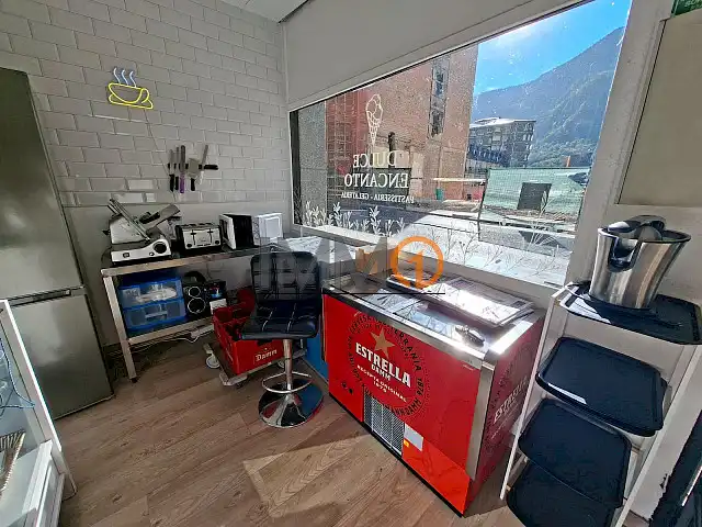 Local comercial en traspàs a Centro, imagen 9