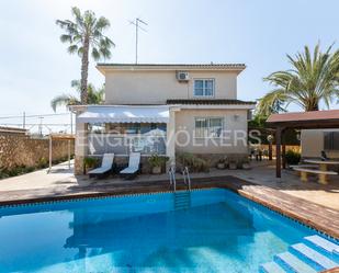 Exterior view of House or chalet for sale in La Pobla de Vallbona  with Air Conditioner, Heating and Private garden