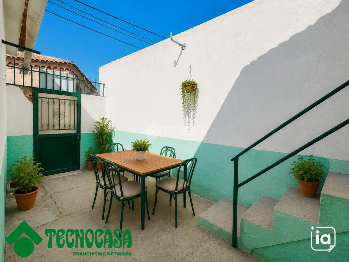 Terrassa de Casa o xalet en venda en Las Ventas Con Peña Aguilera amb Calefacció i Jardí privat