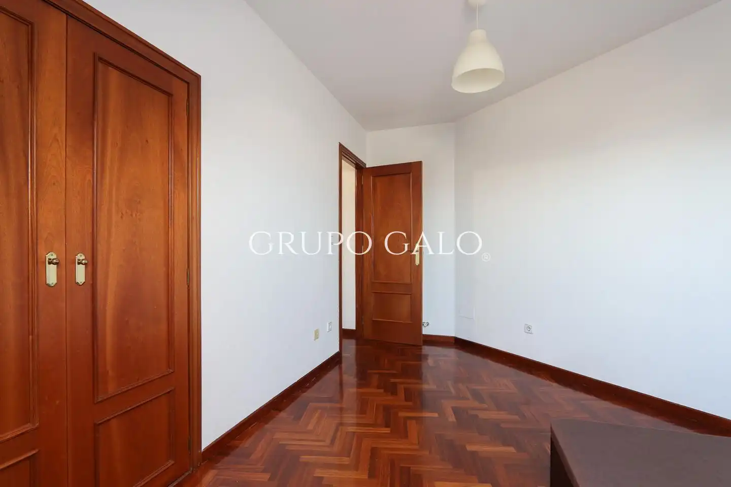 Dúplex de alquiler en Vigo  con Calefacción, Parquet y Terraza