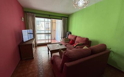 Sala d'estar de Pis en venda en Algeciras amb Terrassa