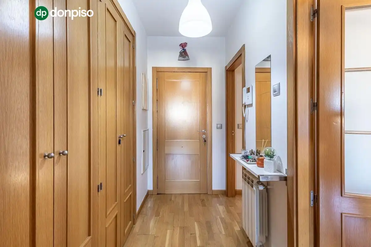 Penthouse with pool for sale in Avenida DE LA ILUSTRACION 77, imagen 22