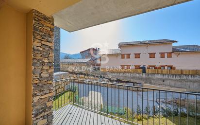 Exterior view of Apartment for sale in Bellver de Cerdanya