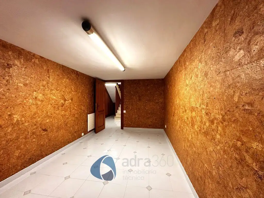 Houses for sale in Lardero  with Air Conditioner, Heating and Private garden