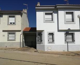 Vista exterior de Casa o xalet en venda en Puebla de Almenara