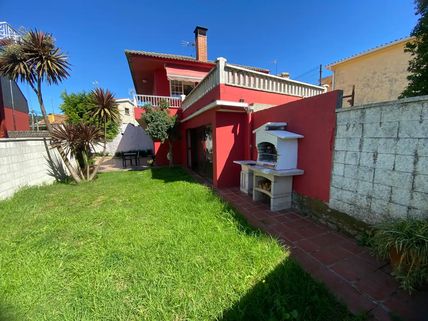 Exterior view of Houses for sale in Vigo   with Heating, Private garden and Parquet flooring