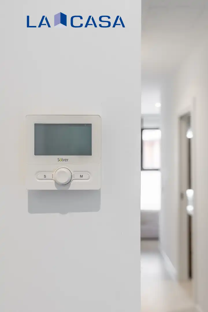 Bedroom of Flat for sale in Madrid