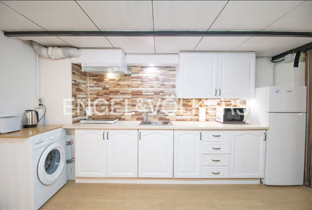 Kitchen of Flat for rent in  Valencia Capital  with Air Conditioner, Heating and Furnished