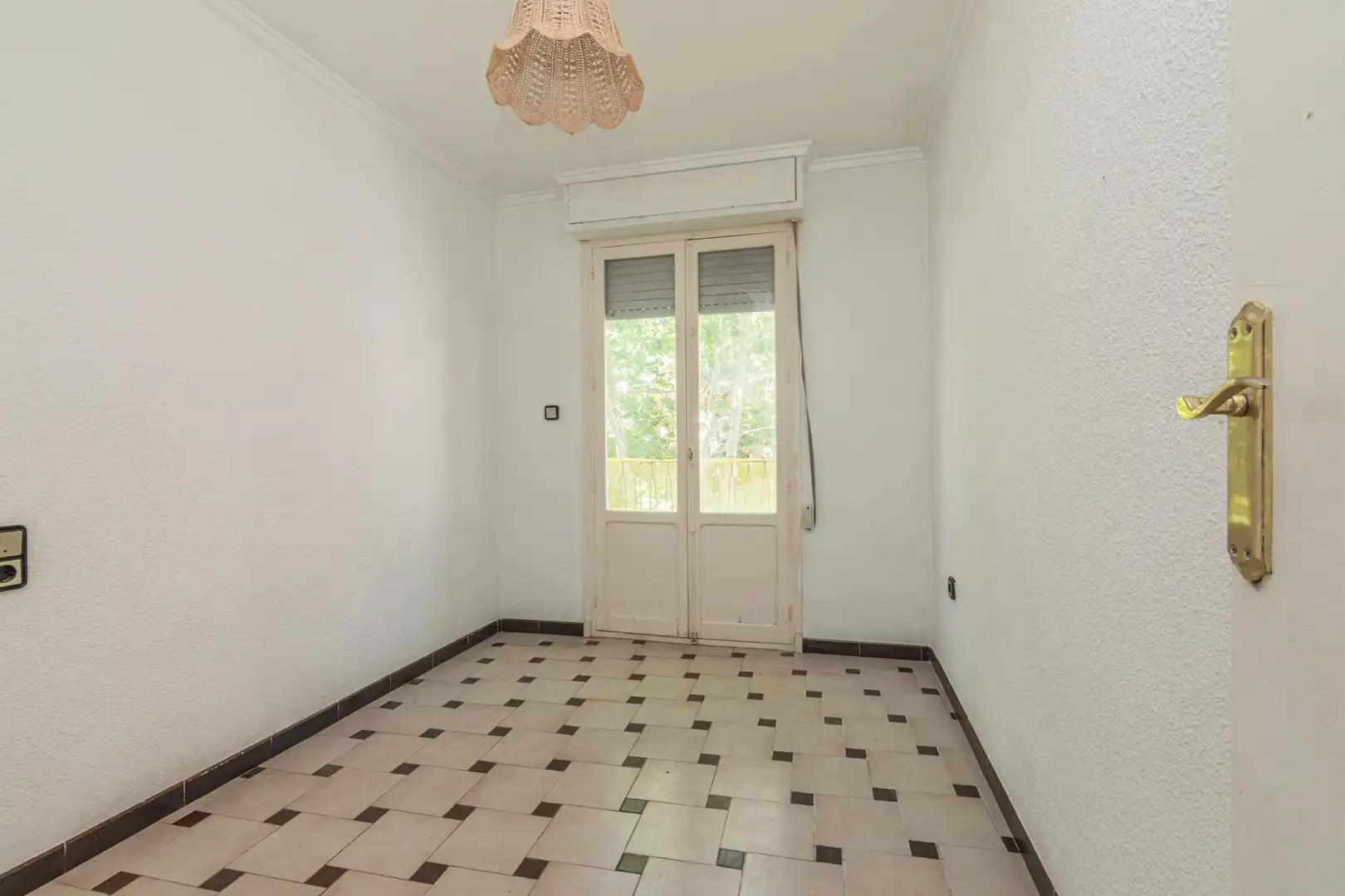 Piso en venta en Carrer Conrado del Campo, Plaza Crevillente - Antiguos Juzgados - El Asilo
