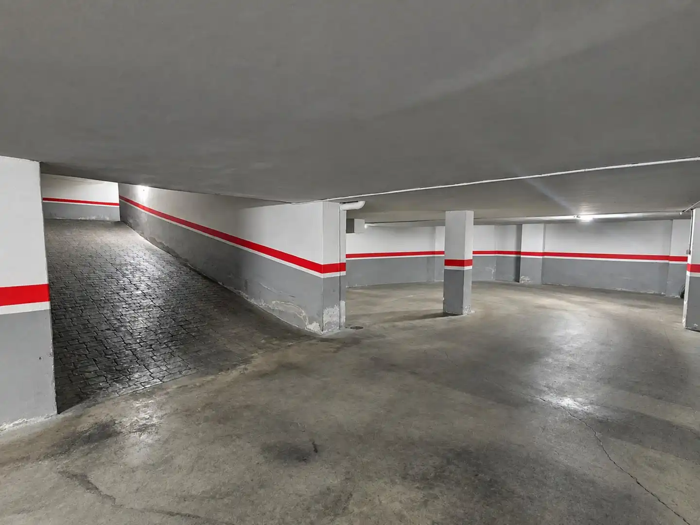 Parking of Garage for rent in Centro Ciudad