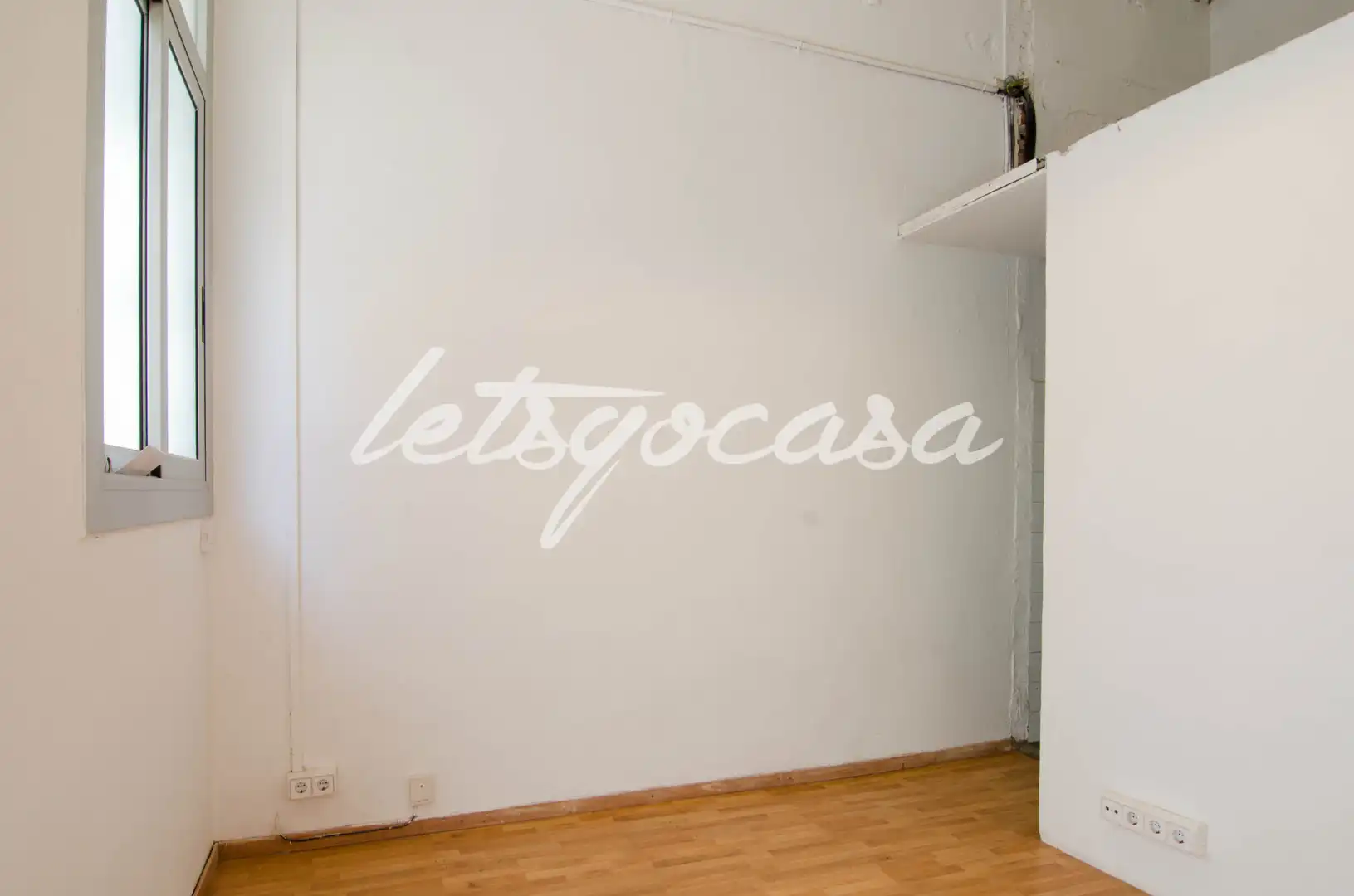 Habitación de Local en venta en Barcelona con Terraza