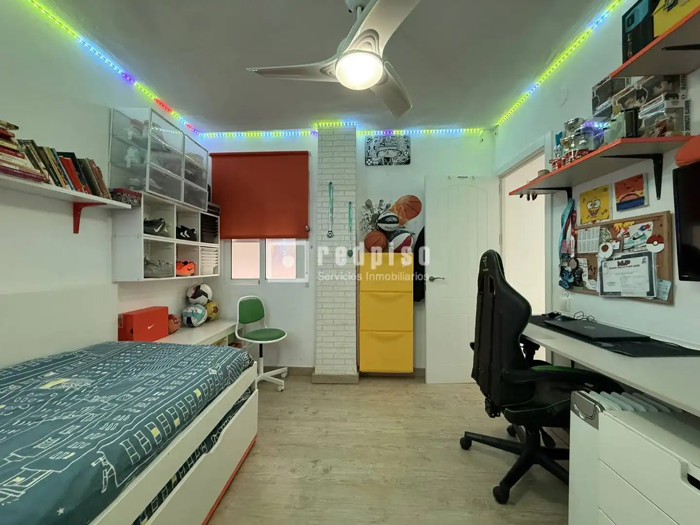 Bedroom of Flat for sale in Málaga