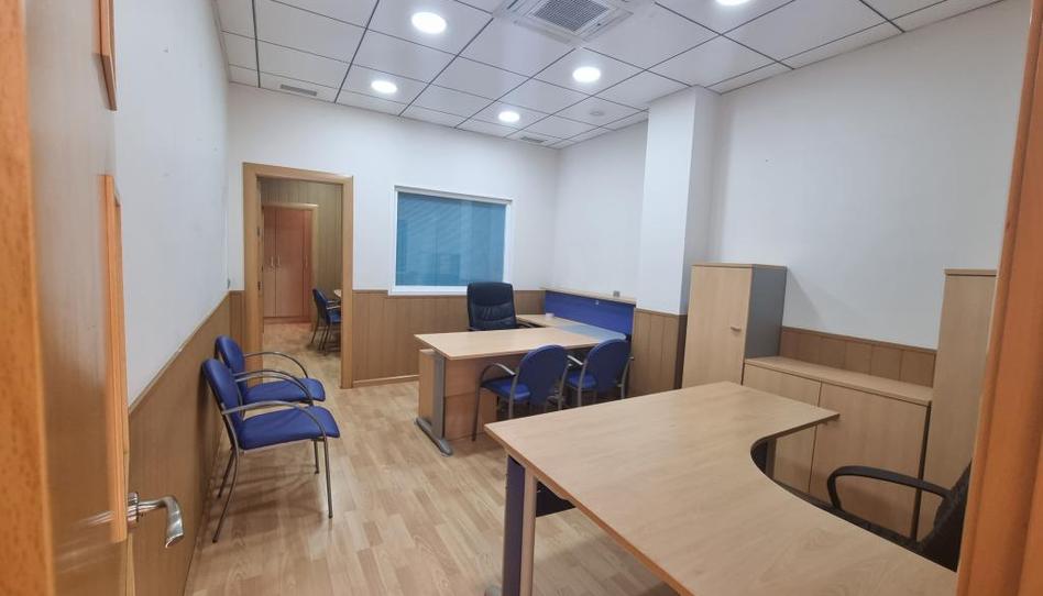 Foto 1 de Oficina en venda a Calle Calzada de Castro, Nueva Andalucía, Almería