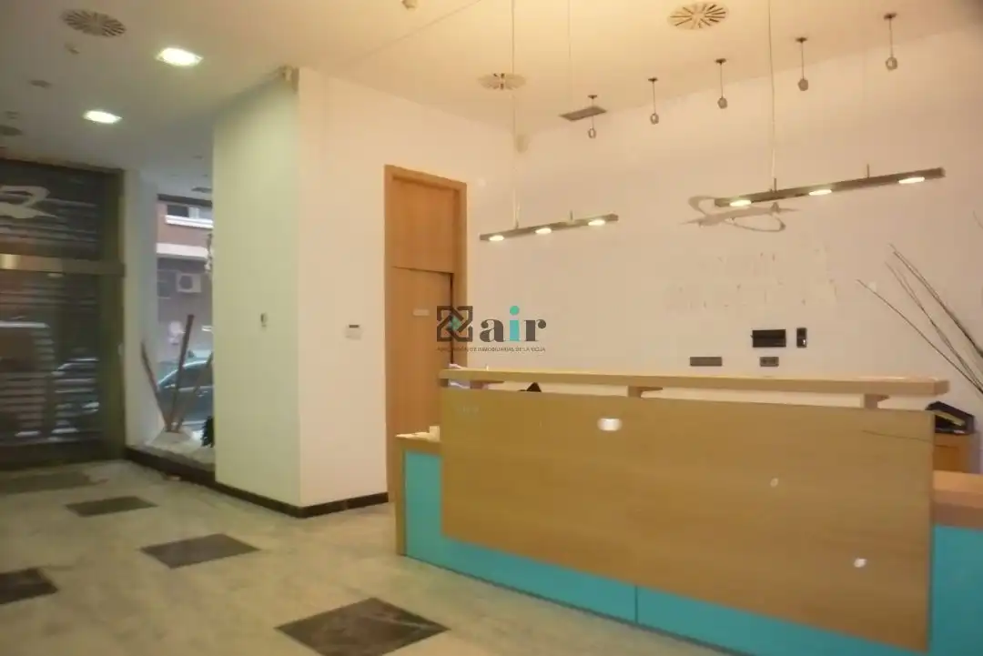 Business premises to rent in Calle Lardero, imagen 19