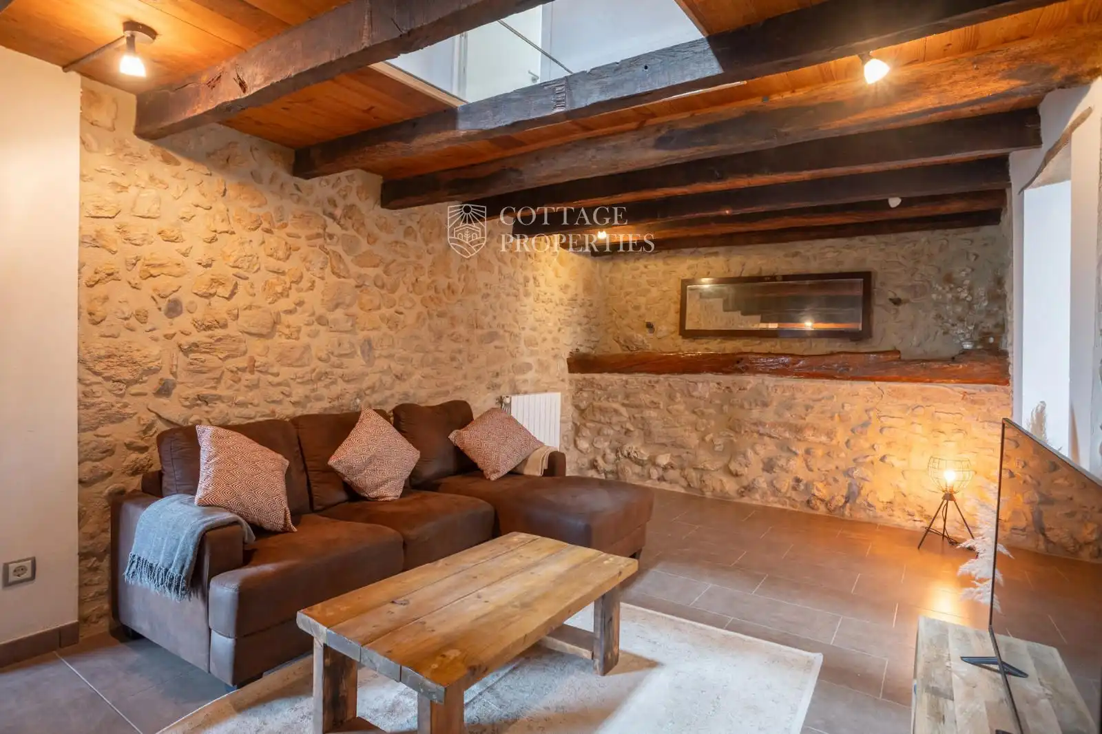 Sala de estar de Finca rústica en venta en Vilademuls con Aire acondicionado, Calefacción y Piscina