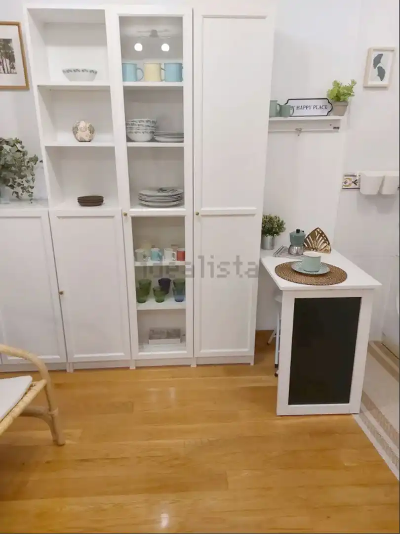 Kitchen of Flat for rent in Oviedo   with Furnished