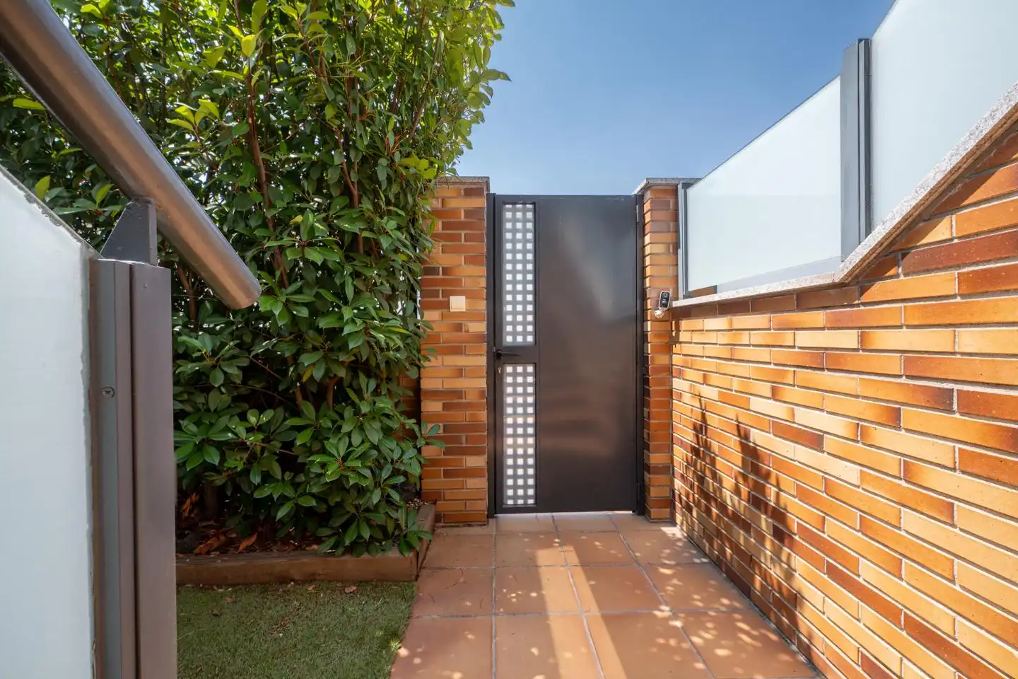 Terraza de Casa adosada en venta en Ávila con Calefacción, Jardín privado y Terraza