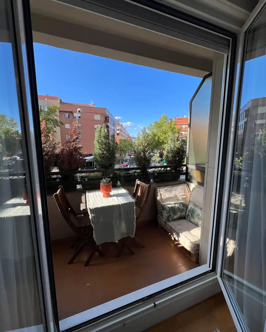 Terraza de Piso en venta en  Logroño con Aire acondicionado, Calefacción y Jardín privado
