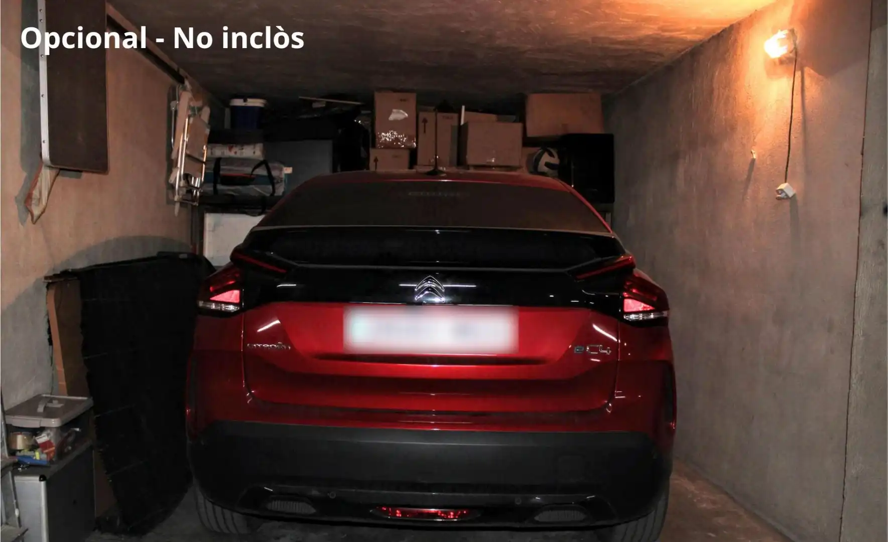Aparcament de Pis en venda en Salt amb Calefacció