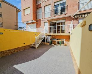 Vista exterior de Dúplex en venda en Guardamar del Segura amb Terrassa i Balcó